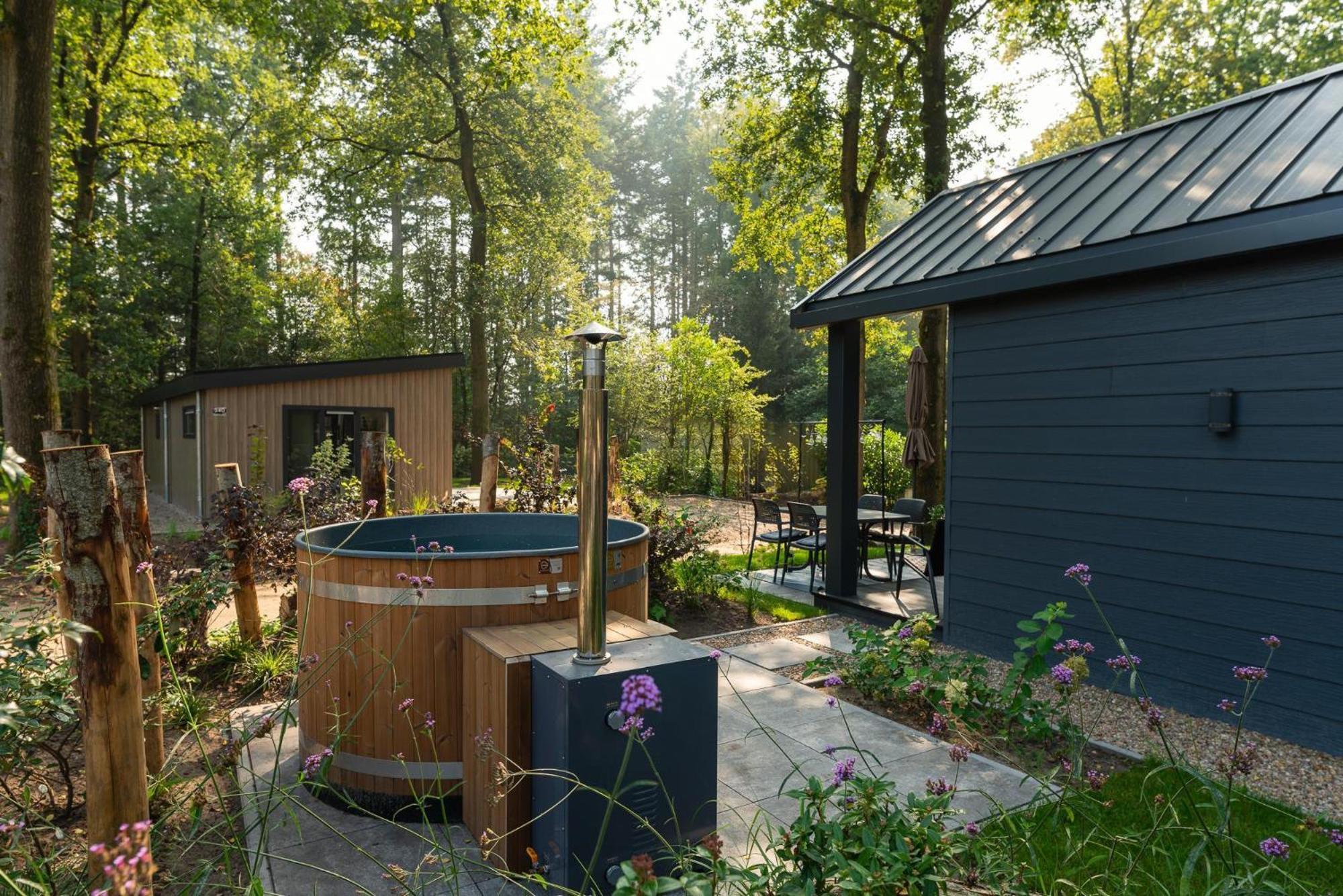 Veluwepark De Bosgraaf | Comfort Met Hottub Lieren Экстерьер фото